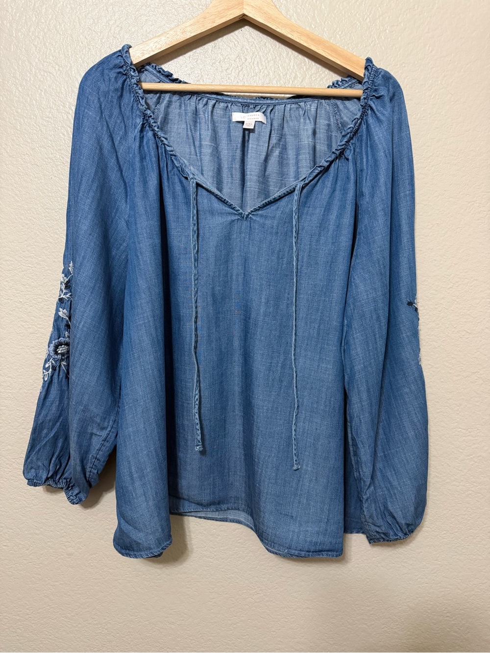 LC Lauren Conrad Tie Front Peasant Blouse Blue with Embroidered Sleeves Boho
